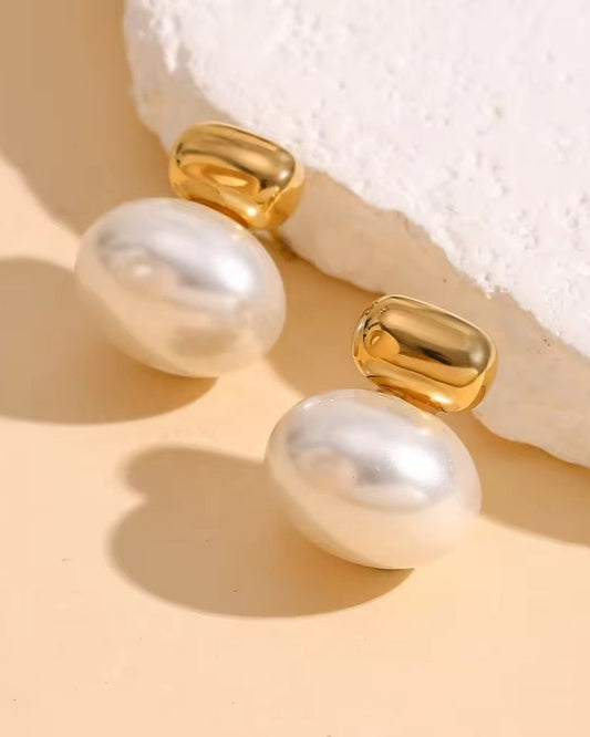 Golden Pearl Drop Earrings – 18K Gold Plated
