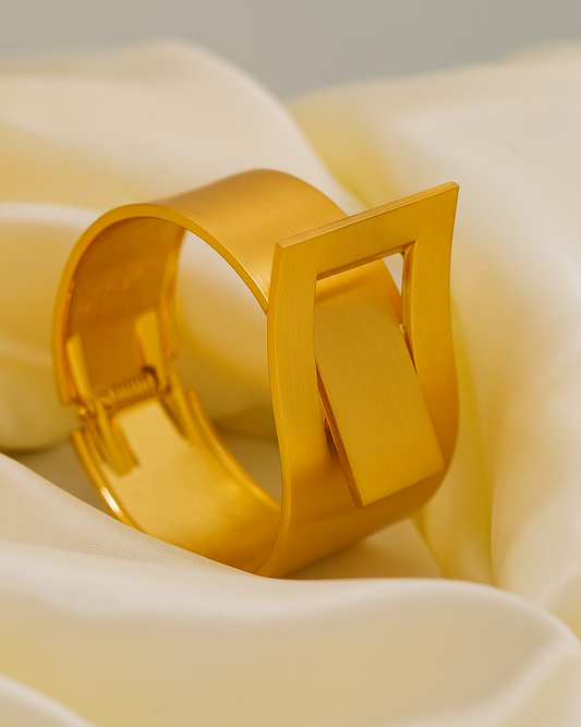Modern Buckle Cuff - 18K Gold Plated