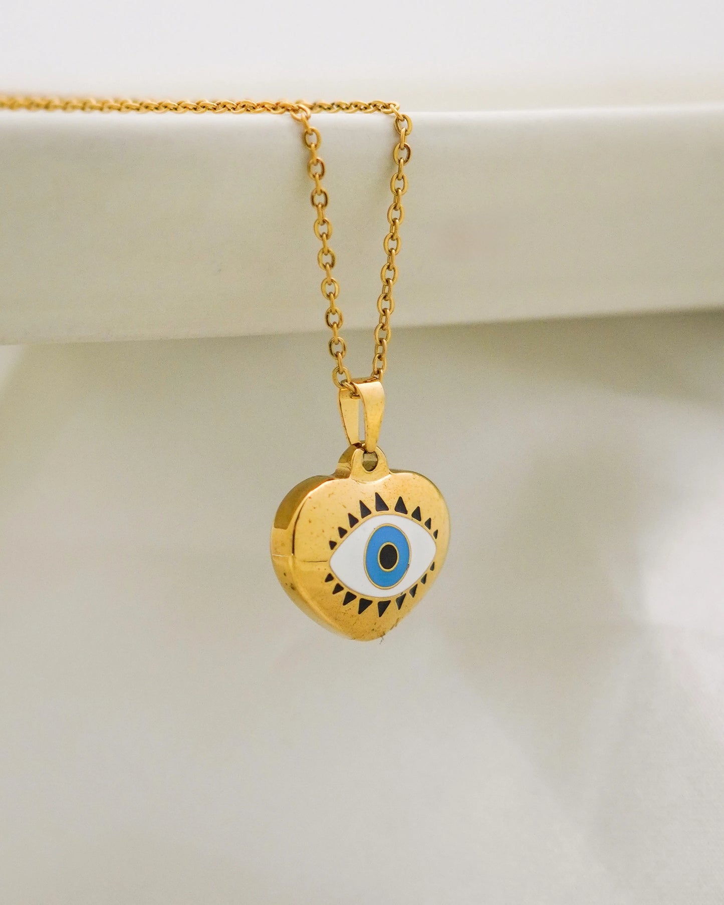 Fierce Eye Necklace – 18K Gold Plated