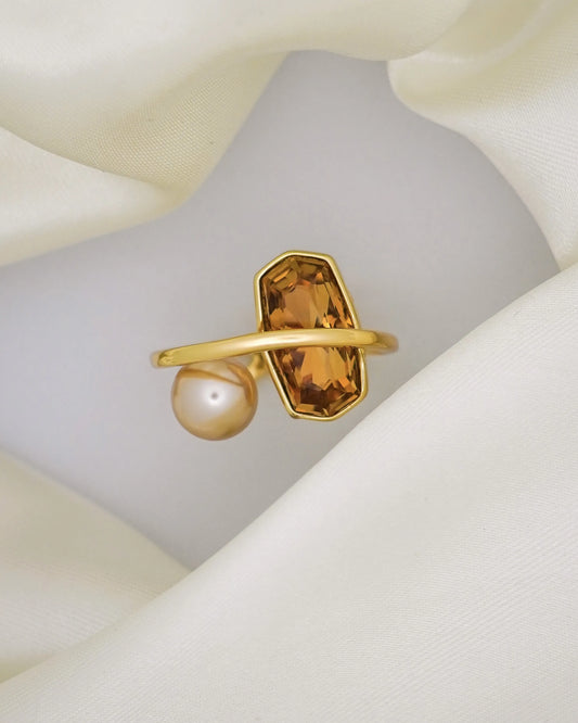 Amber Luxe Adjustable Ring – 18K Gold Plated