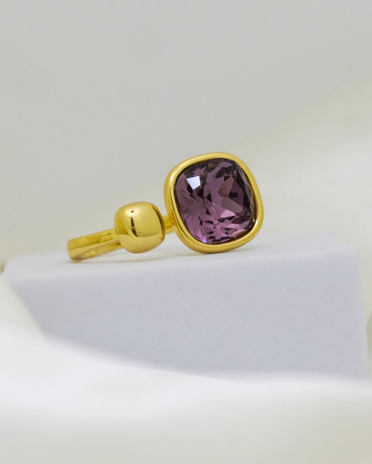 Amethyst Glow Adjustable Ring – 18K Gold Plated