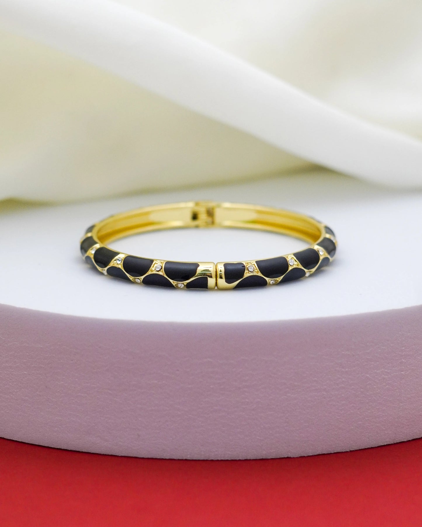 Noir Enamel Bangle – 18K Gold Plated