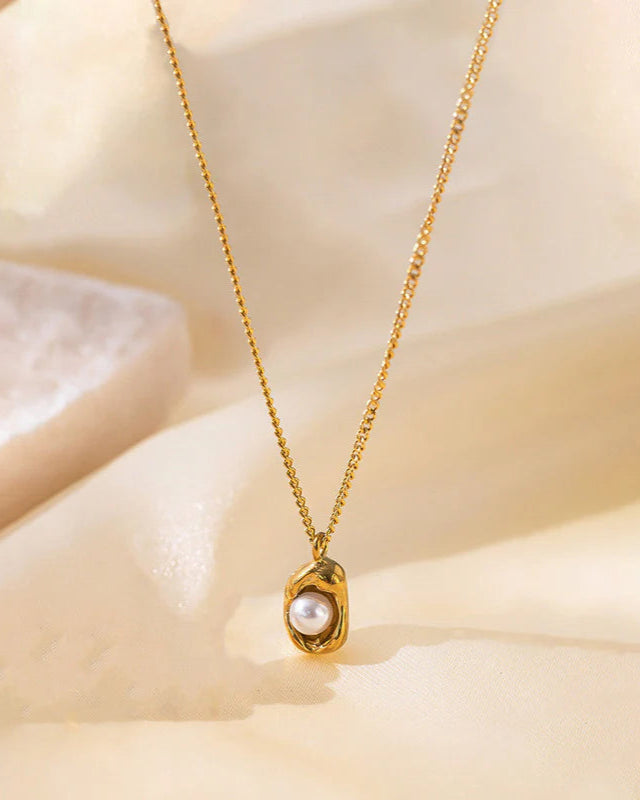 Pearl Nest Necklace – 18K Gold Plated