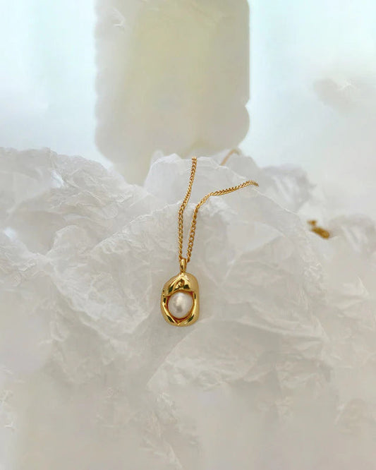 Pearl Nest Necklace – 18K Gold Plated