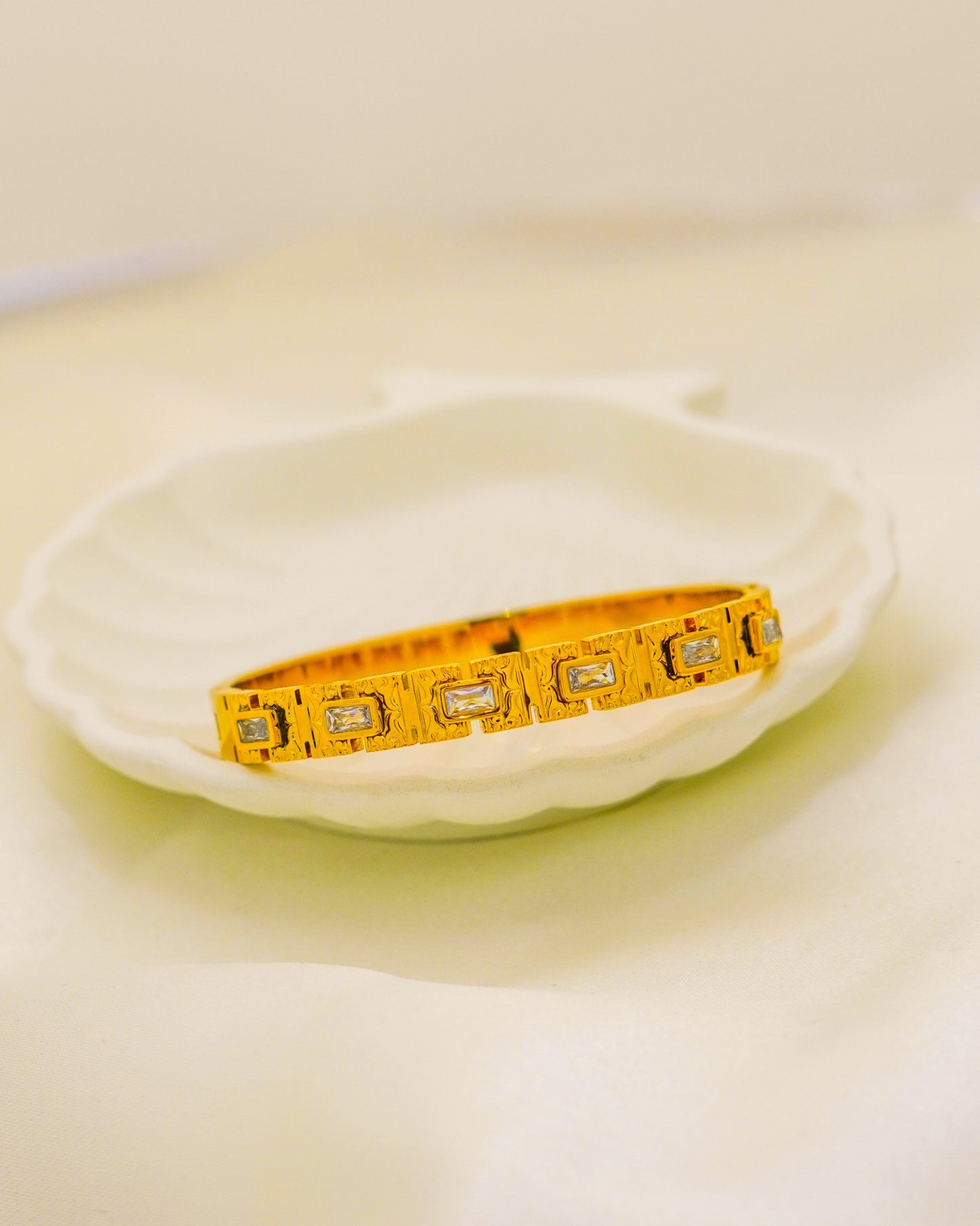 Stone Link Bracelet - 18K Gold Plated