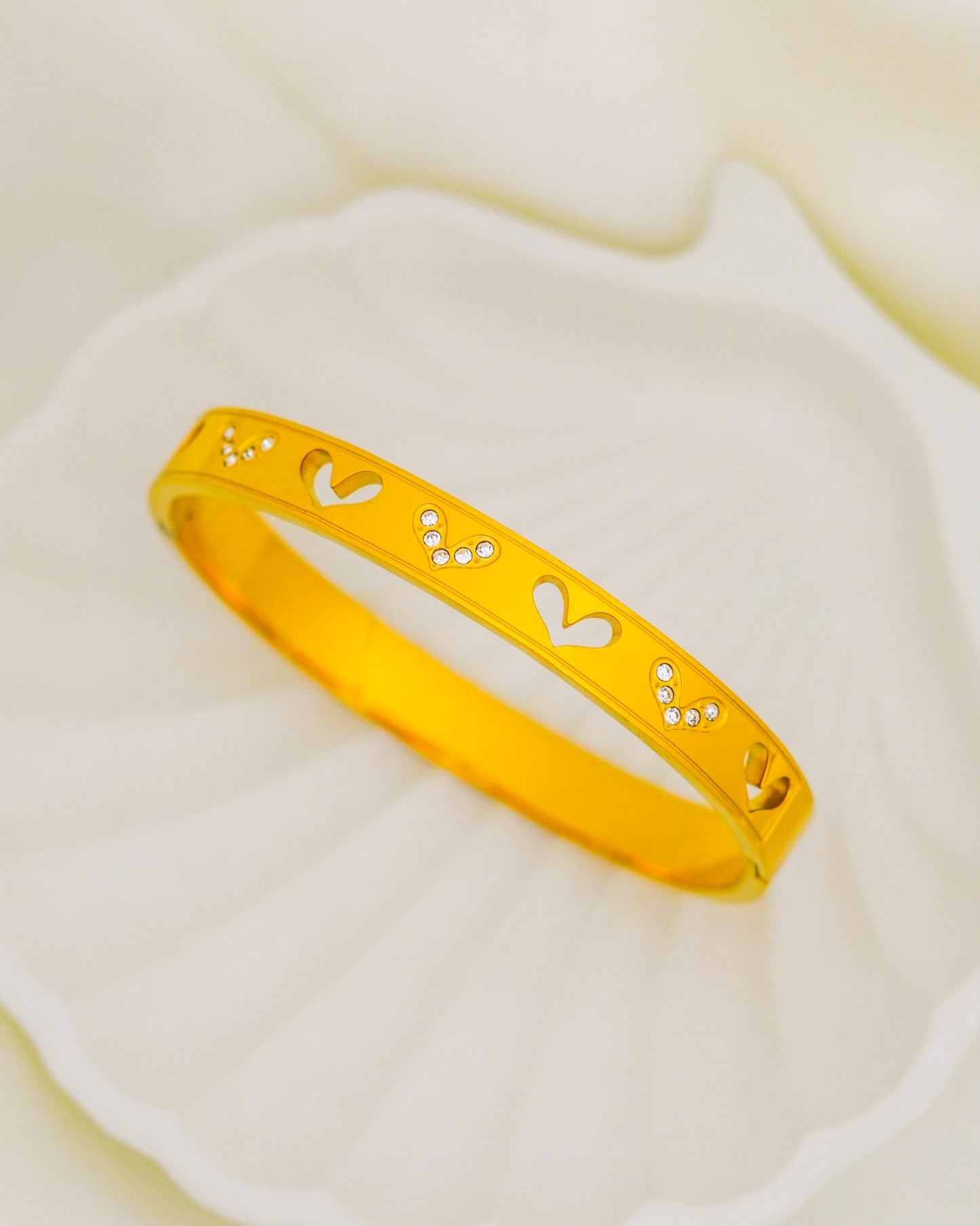Golden Heartbeat Bracelet - 18K Gold Plated