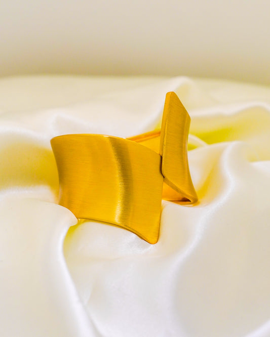 Wave Cuff Bracelet - 18k Gold Plated