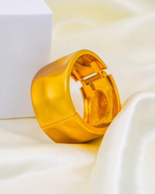 Golden Drift Cuff Bracelet - 18K Gold Plated