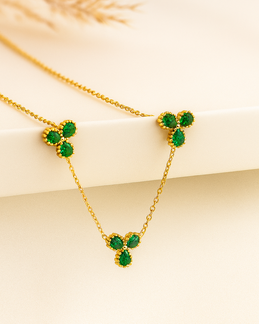 Emerald Petals Necklace – 18K Gold Plated