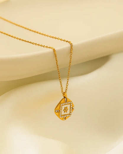 Stellar Charm – 18K Gold Plated