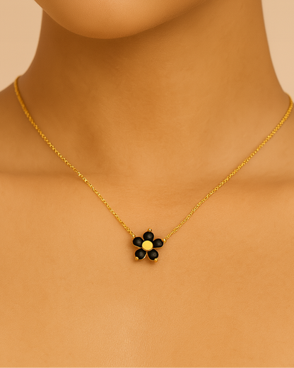 Noir Bloom Necklace – 18K Gold Plated