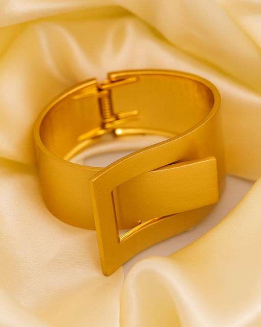 Modern Buckle Cuff - 18K Gold Plated