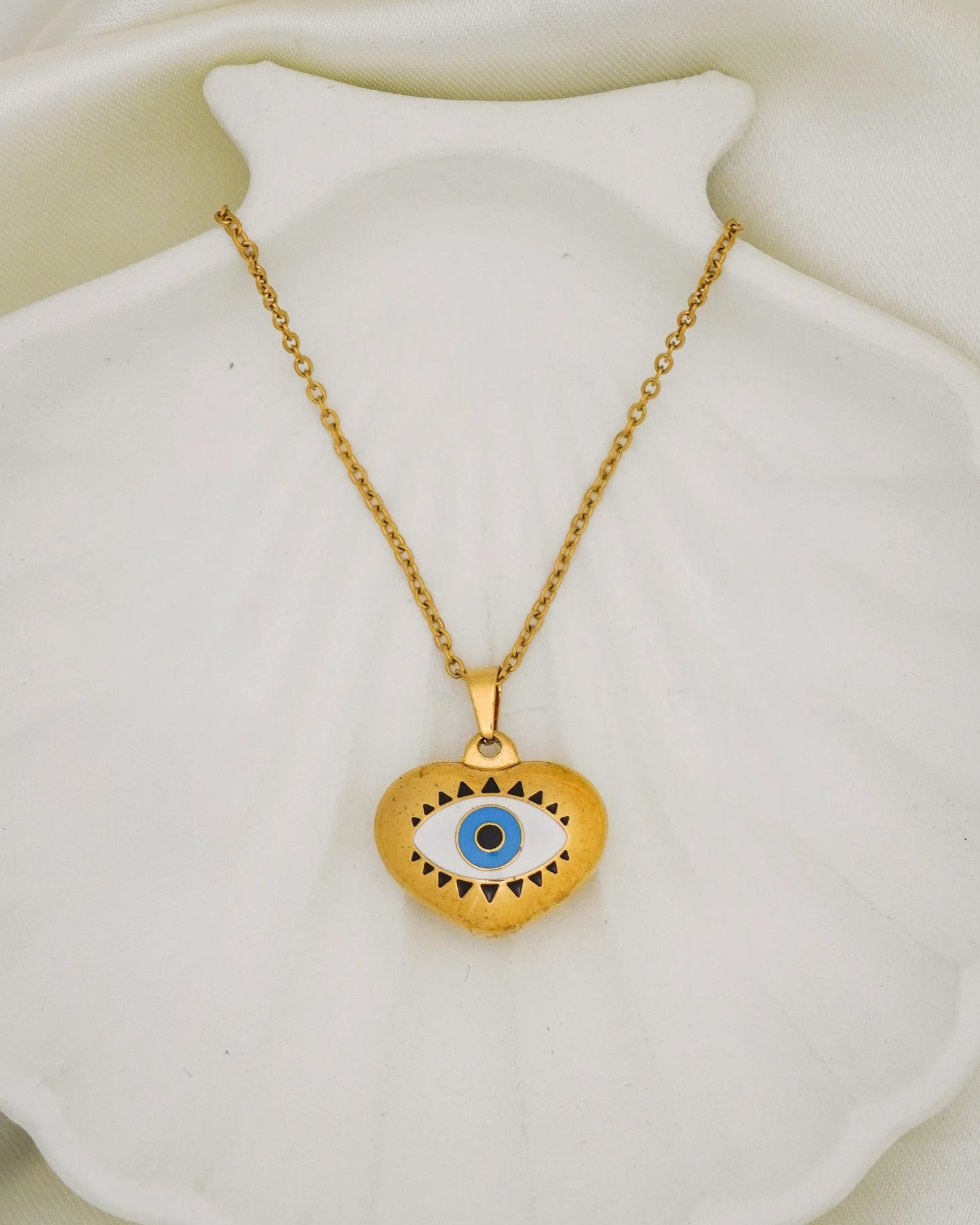 Fierce Eye Necklace – 18K Gold Plated