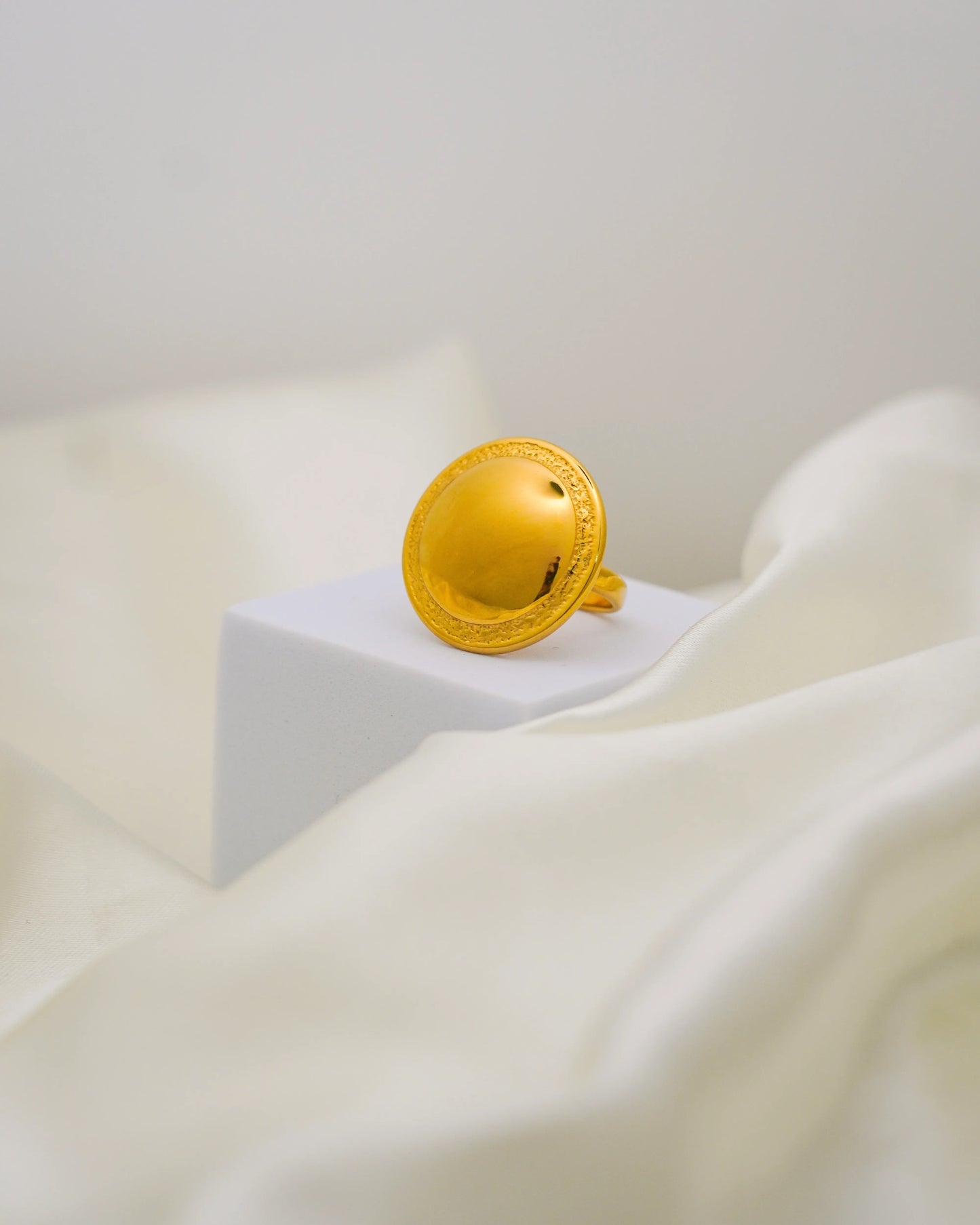 Roma Coin Ring – 18K Gold Plated