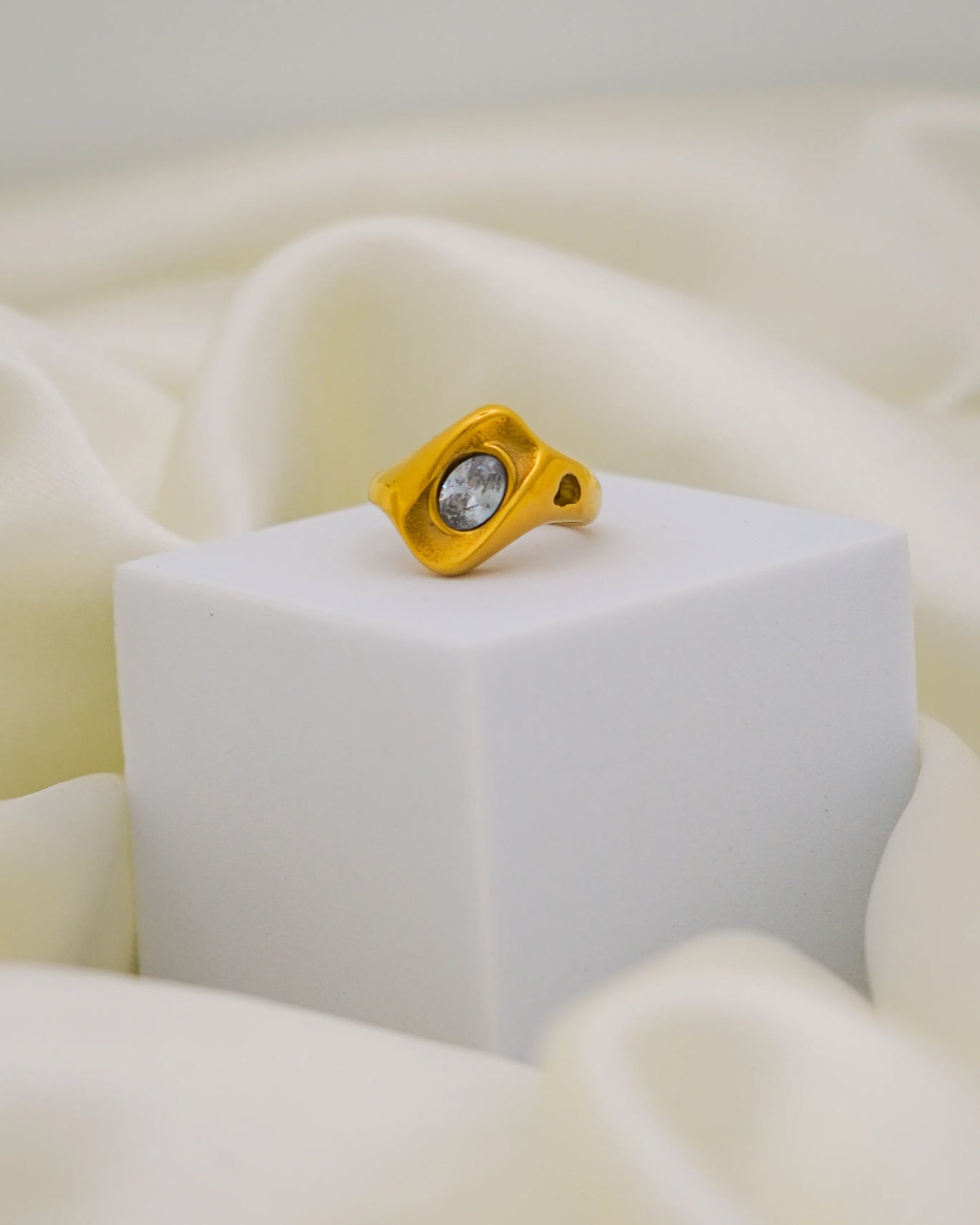 Molten Shine Ring – 18K Gold Plated