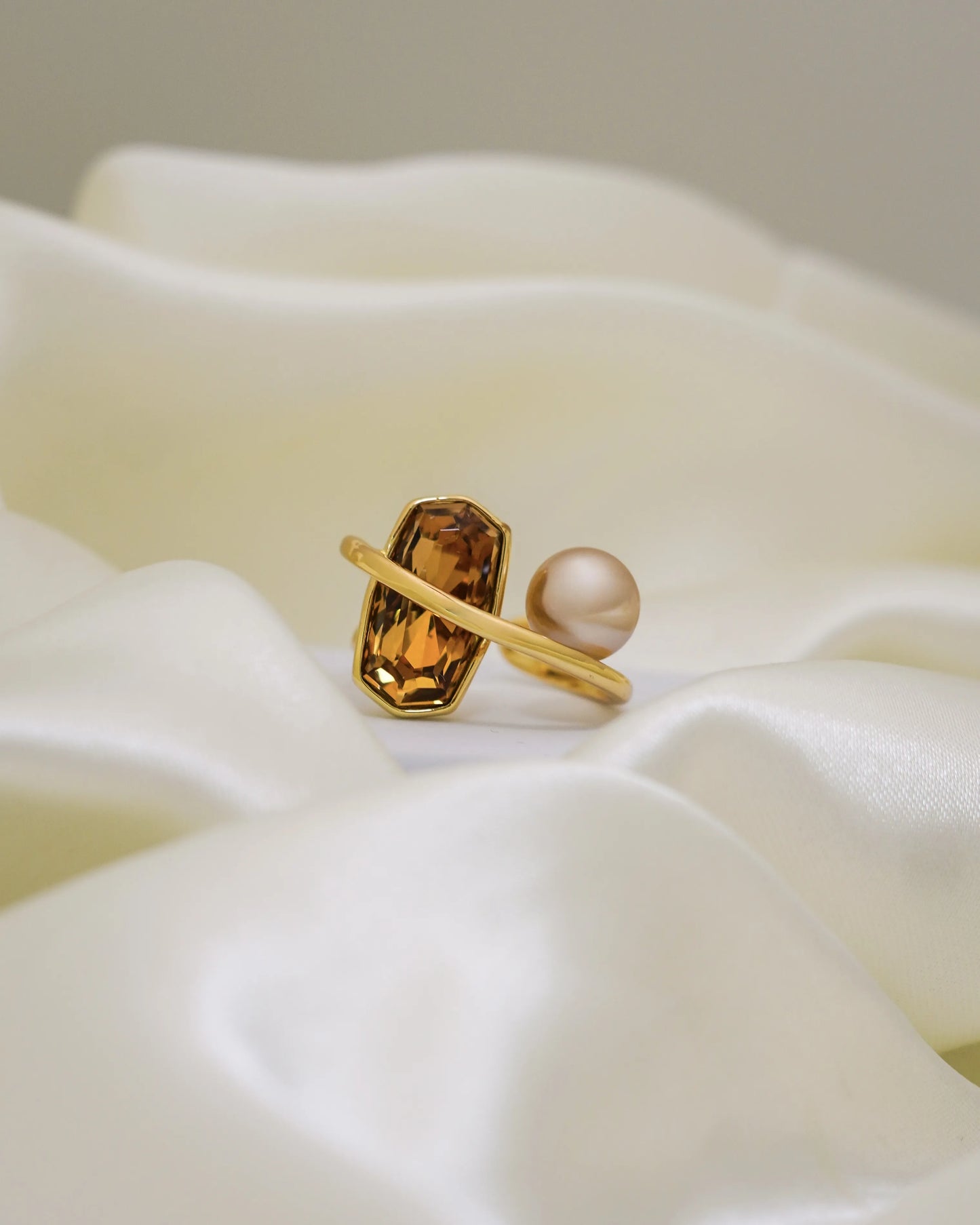 Amber Luxe Adjustable Ring – 18K Gold Plated