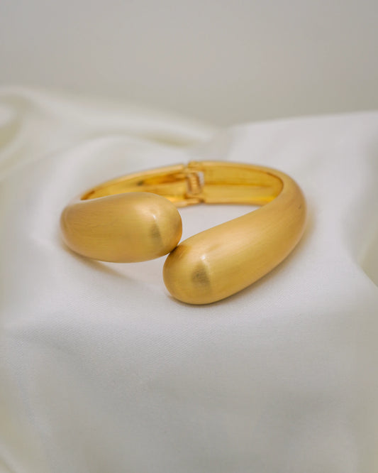 Sculptura Cuff – 18K Gold Plated