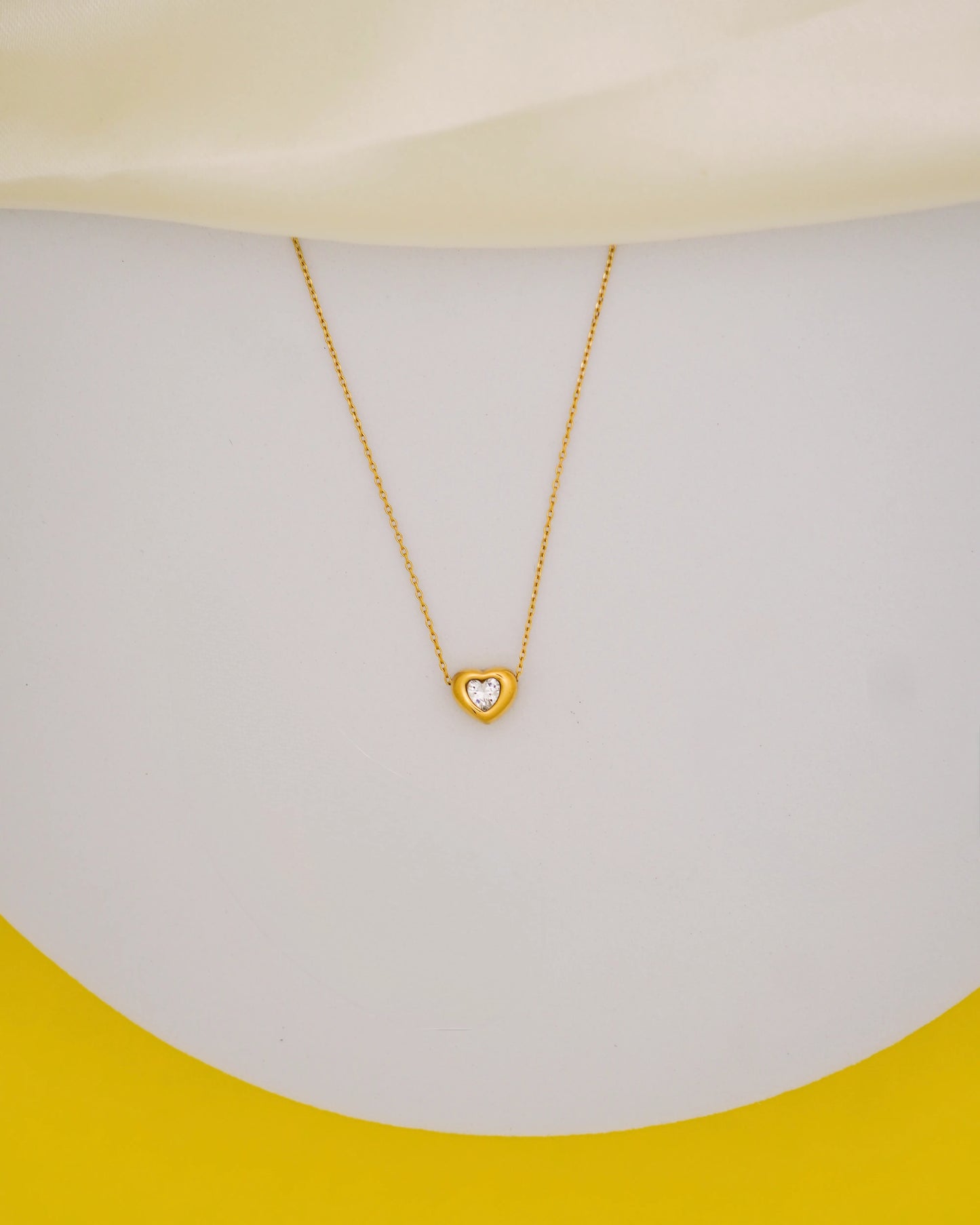 Petit Amour Heart Necklace – 18K Gold Plated