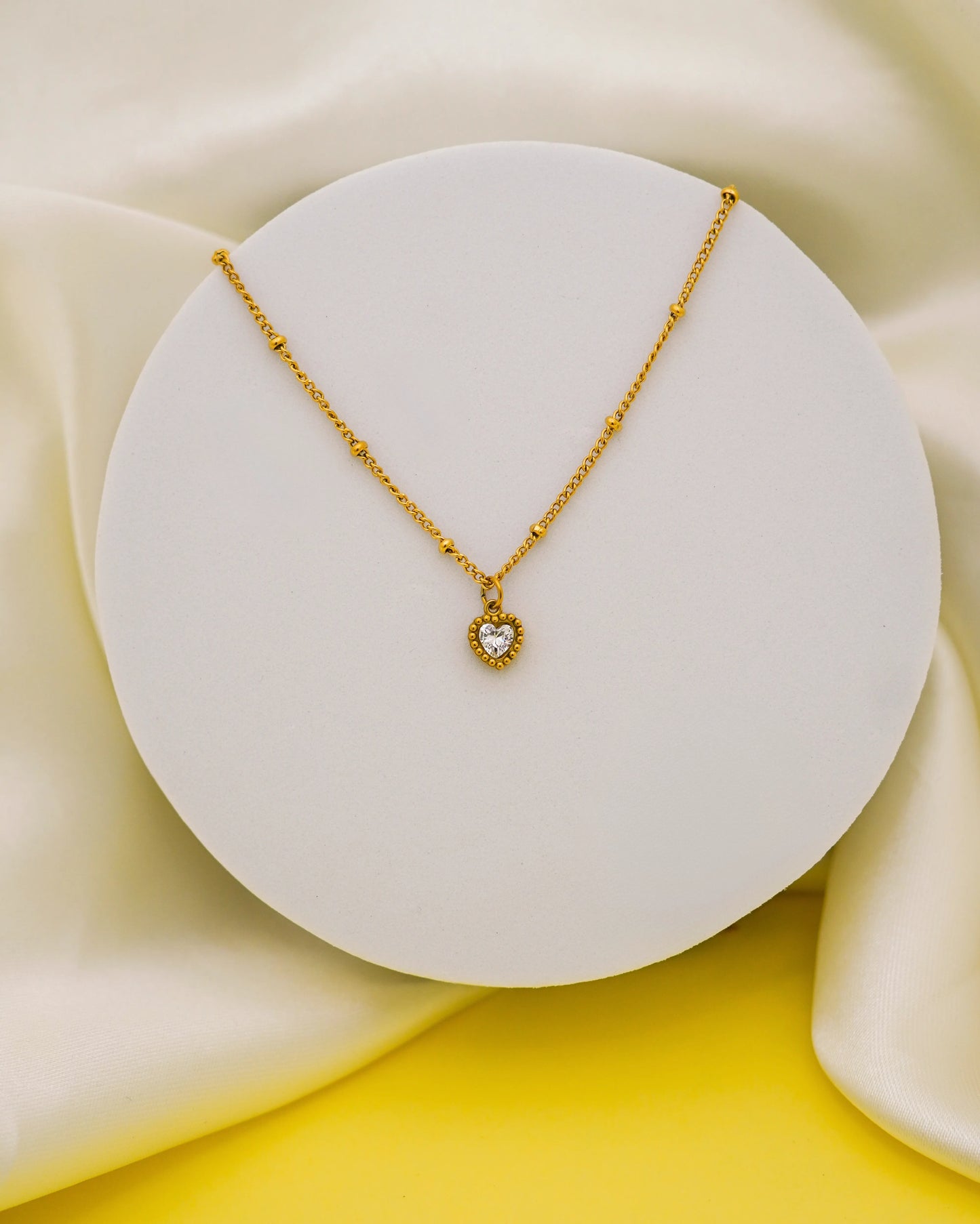Lustre Heart Necklace – 18K Gold Plated