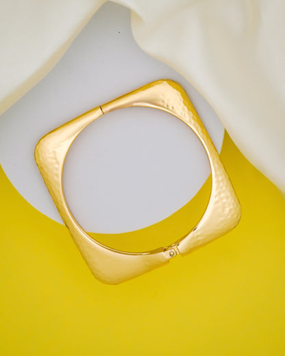 Gilded Frame Bracelet – 18K Gold Plated