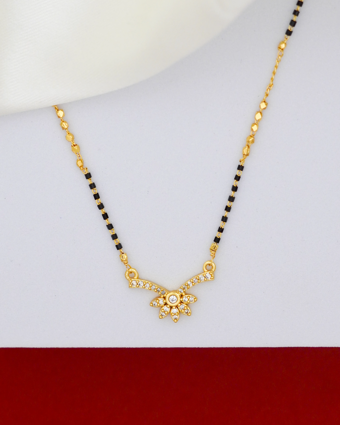 Floral Shine Mangalsutra – 18K Gold Plated