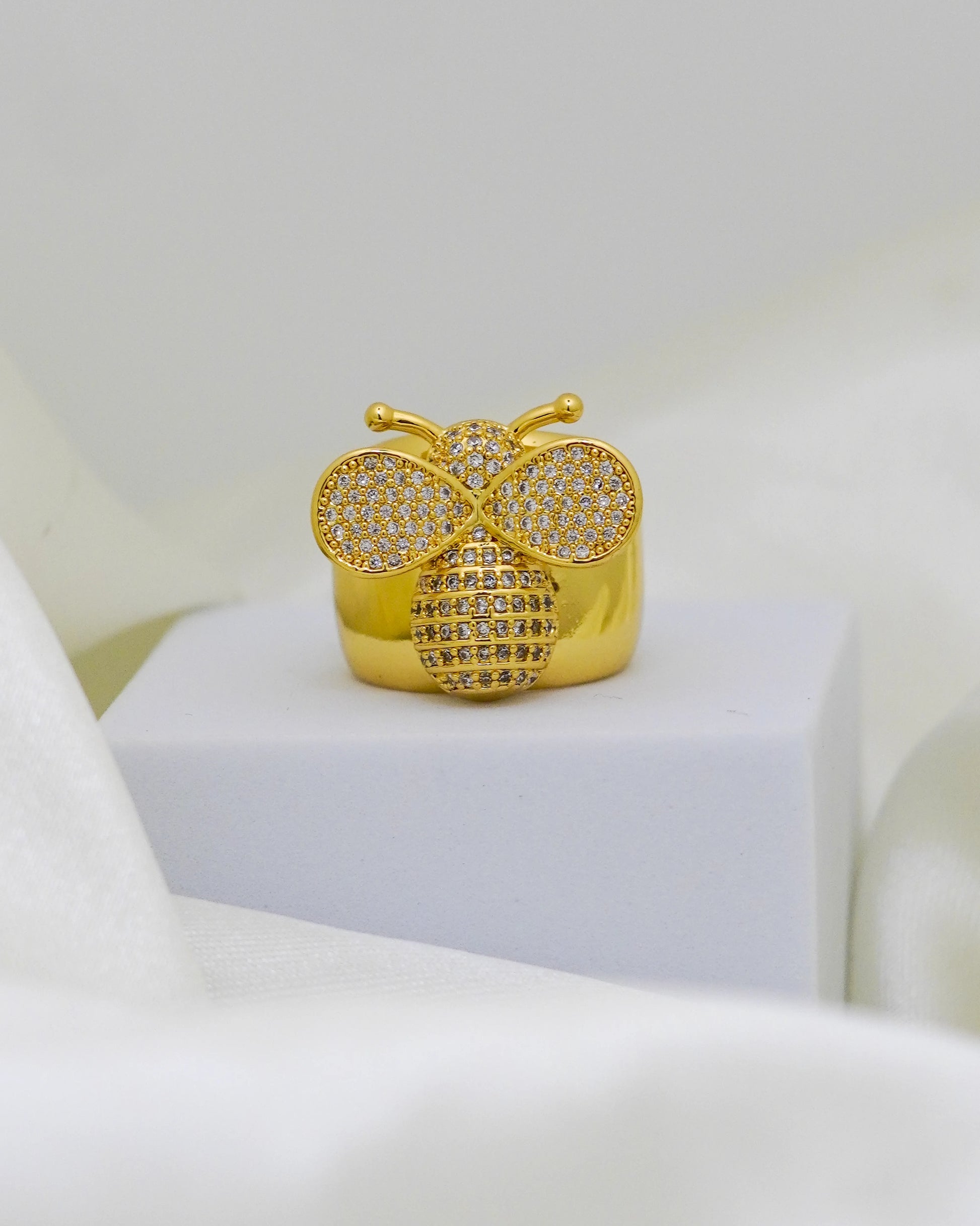 Queen Bee Statement Ring Adjustable – 18K Gold Plated