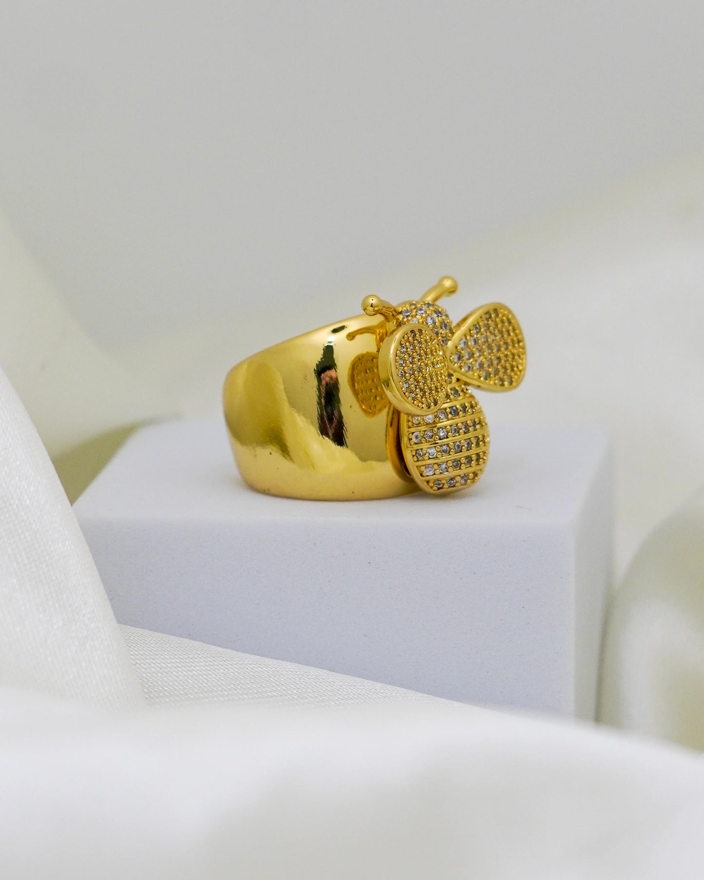 Queen Bee Statement Ring Adjustable – 18K Gold Plated