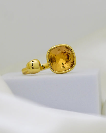 Golden Radiance Adjustable Ring – 18K Gold Plated