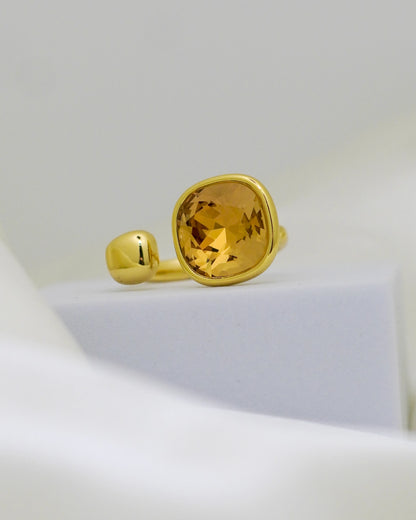 Golden Radiance Adjustable Ring – 18K Gold Plated