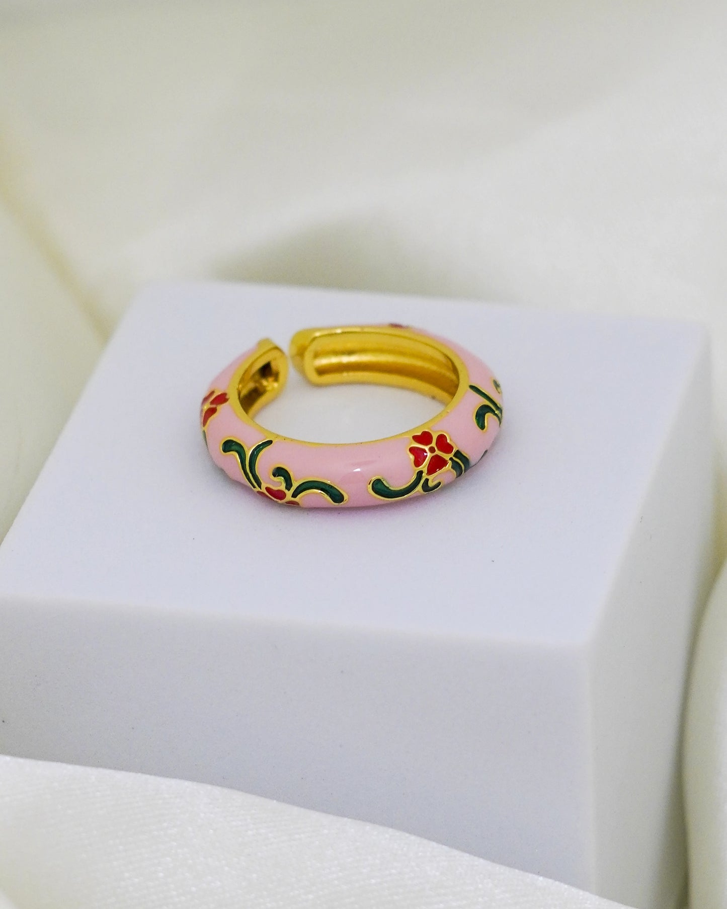Flora Vine Enamel Adjustable Ring – 18K Gold Plated