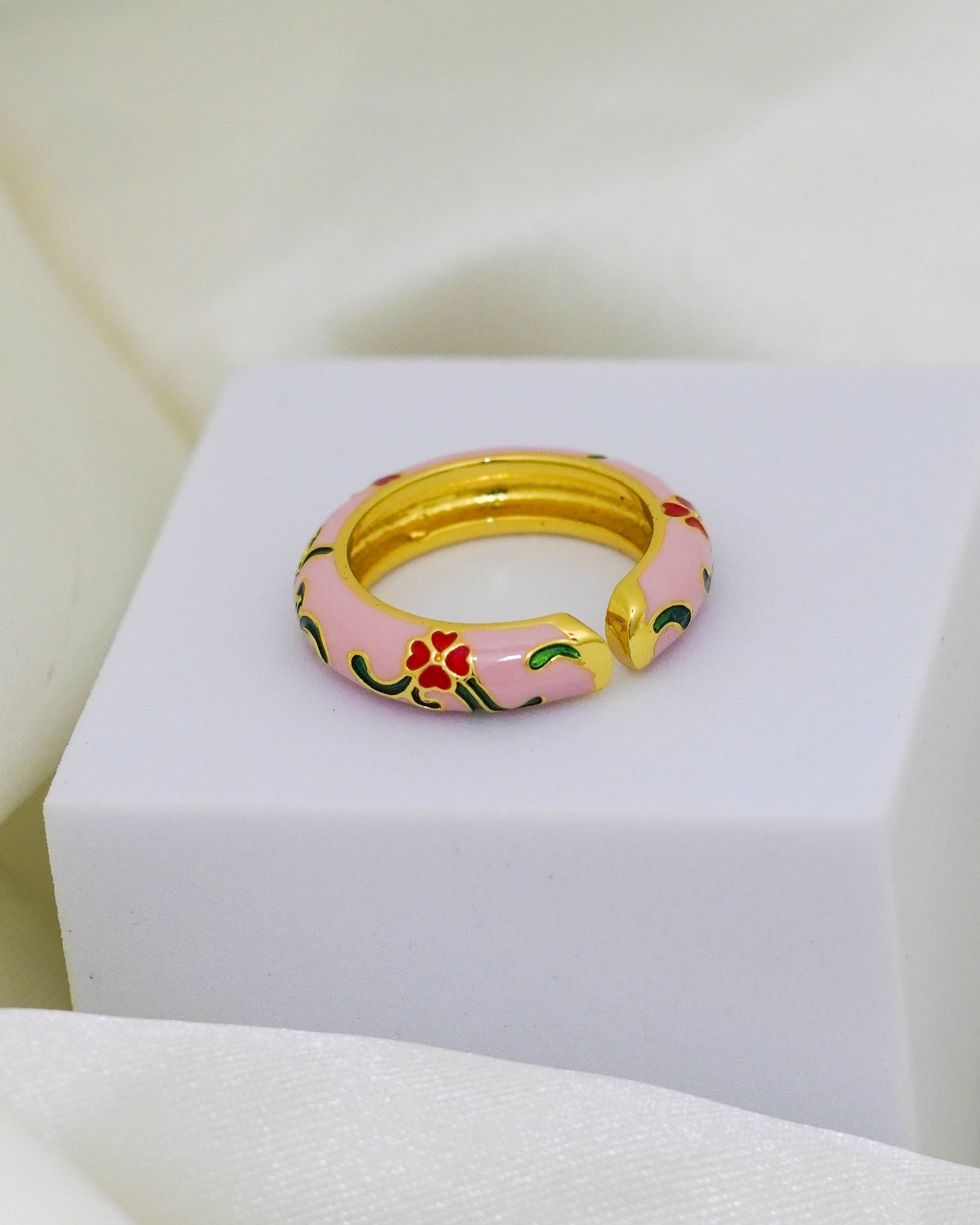 Flora Vine Enamel Adjustable Ring – 18K Gold Plated