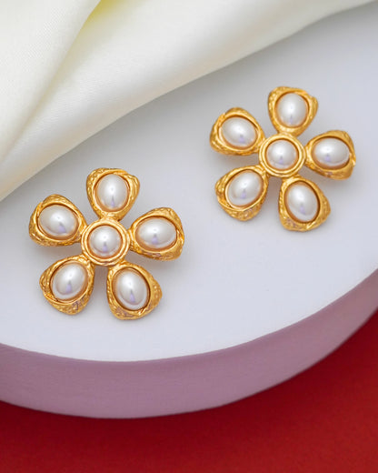 Golden Petal Pearl Earrings – 18K Gold Plated