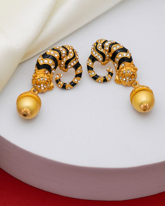 Regal Tiger Motif Earrings – 18K Gold Plated