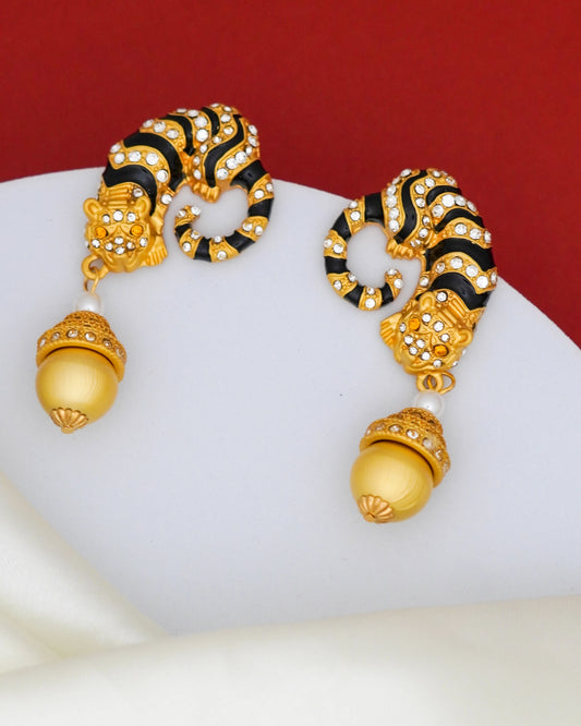 Regal Tiger Motif Earrings – 18K Gold Plated