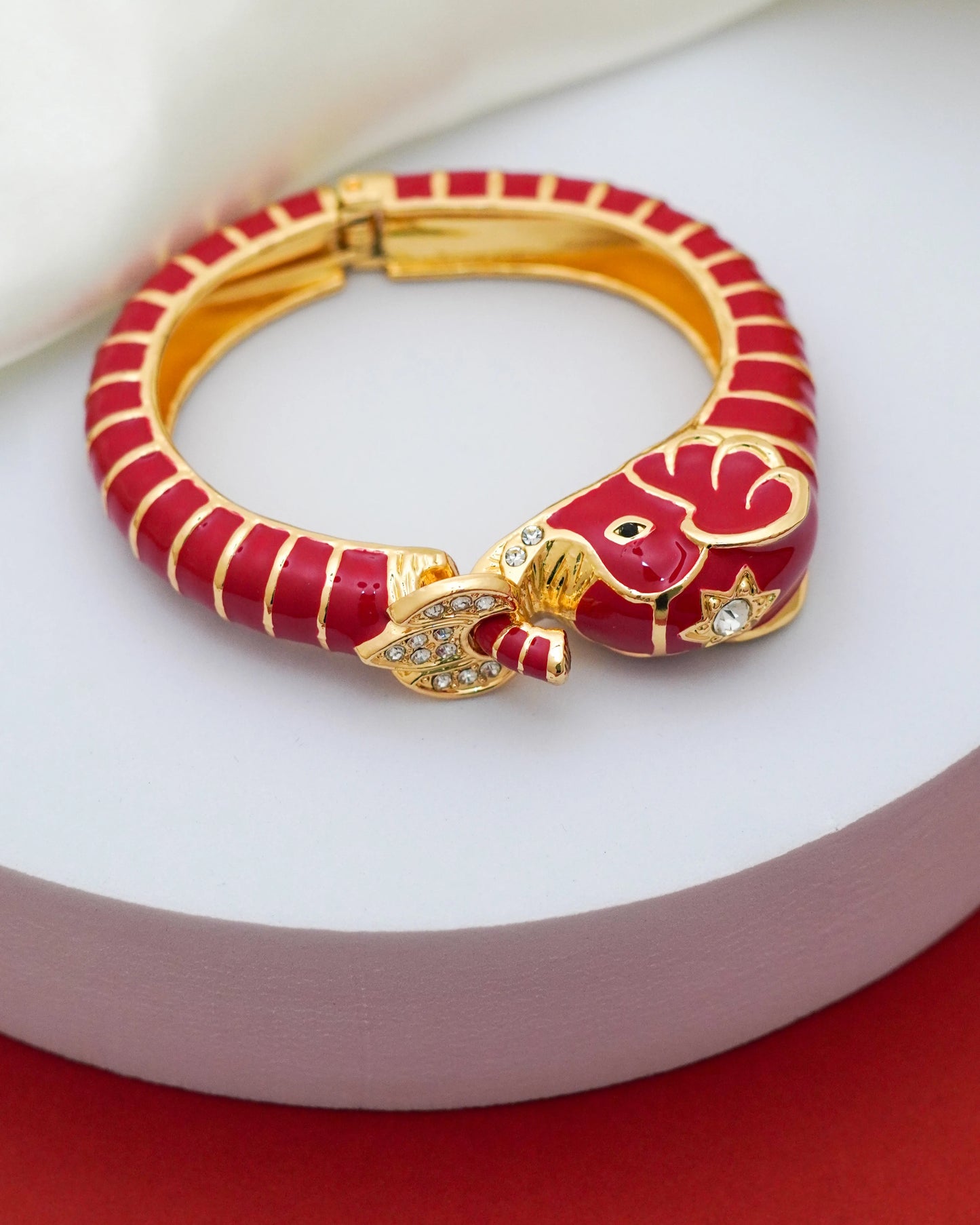 Scarlet Elephant Bracelet – 18K Gold Plated