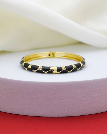 Noir Enamel Bangle – 18K Gold Plated