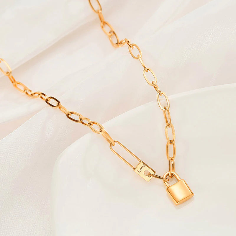 Padlock Chain Necklace – 18K Gold Plated