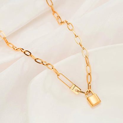 Padlock Chain Necklace – 18K Gold Plated