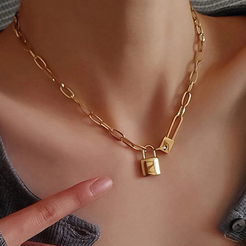 Padlock Chain Necklace – 18K Gold Plated