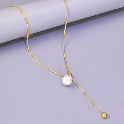 Classic Pearl Necklace – 18K Gold Plated