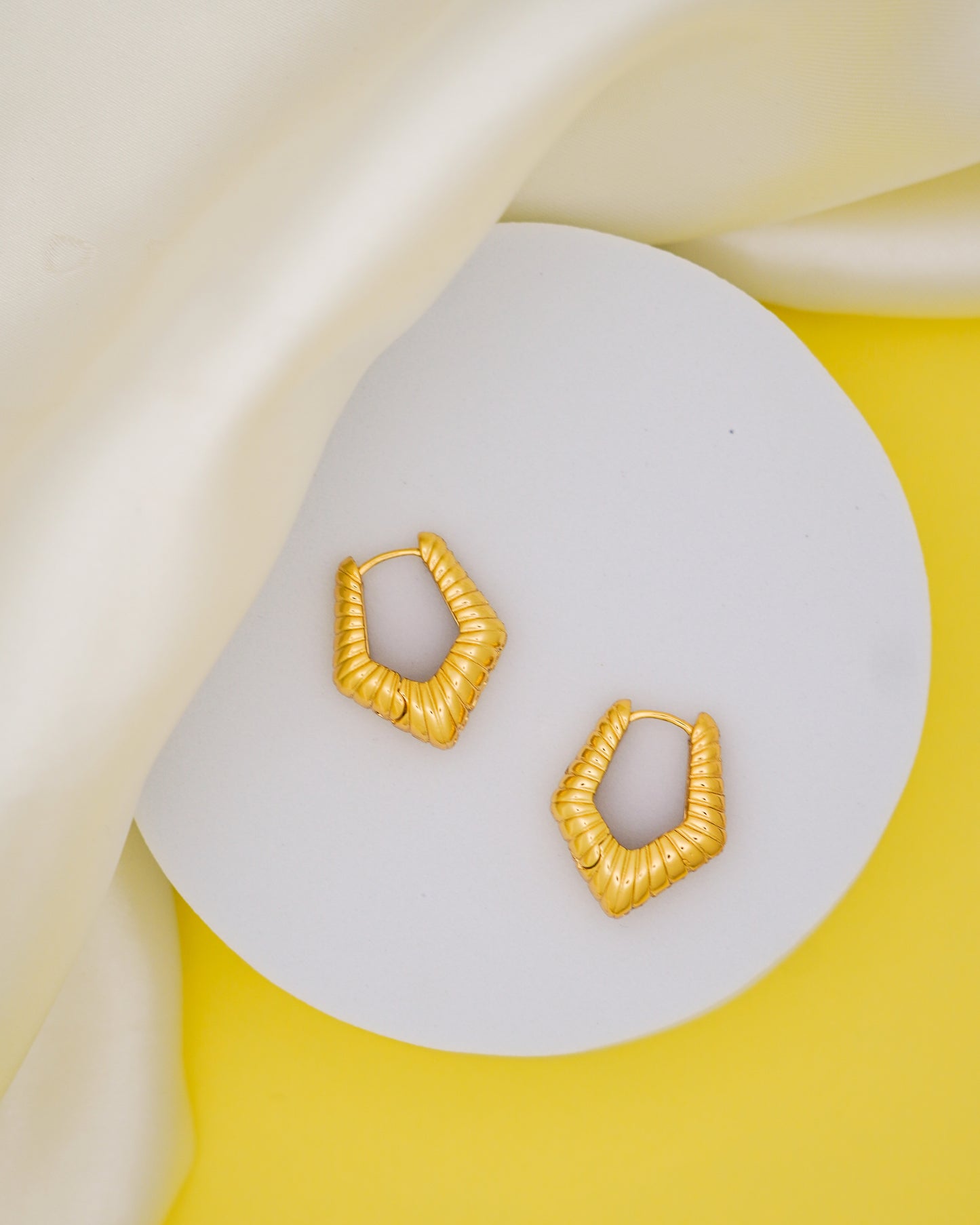 Ridge Hex Hoops – 18K Gold Plated