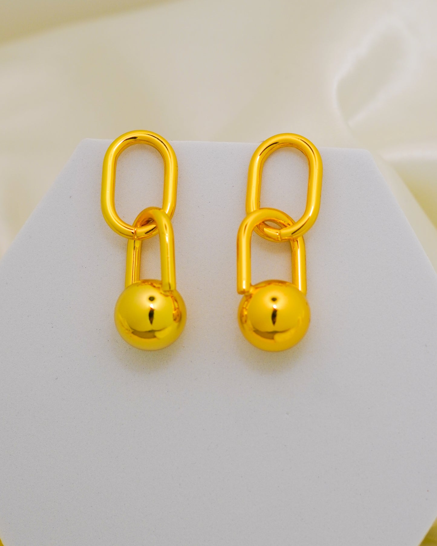 Golden Loop Earrings – 18K Gold Plated