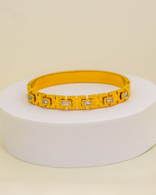 Stone Link Bracelet - 18K Gold Plated