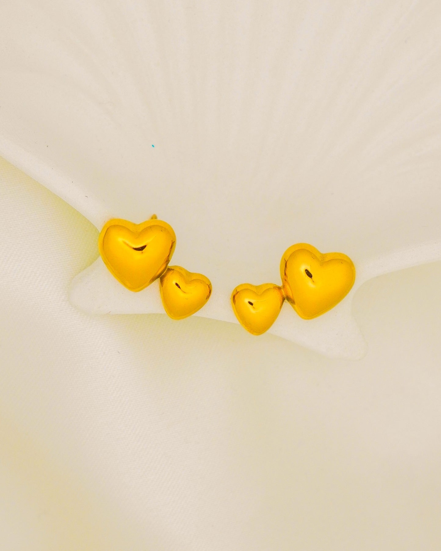 Love Drops Earrings – 18K Gold Plated
