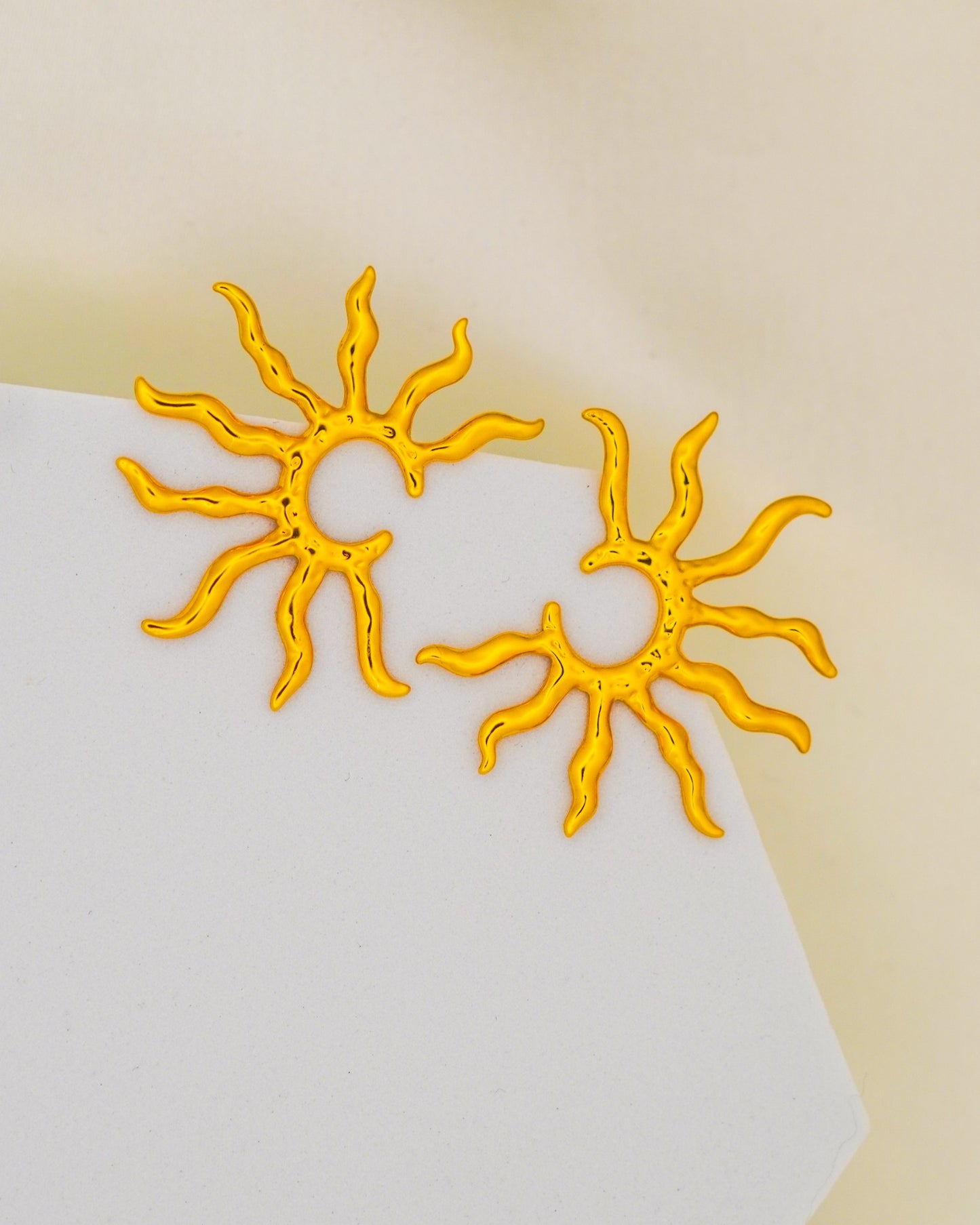 Sunshine Earrings - 18K Gold Plated